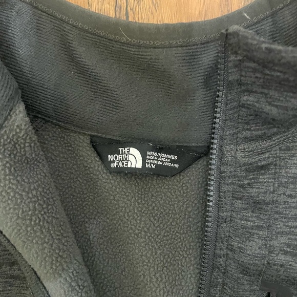The North Face Men’s 1/4 Zip Fleece - Picture 3 of 5